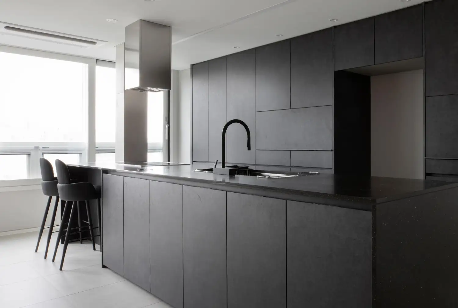 Kuchnia biała czy szara?