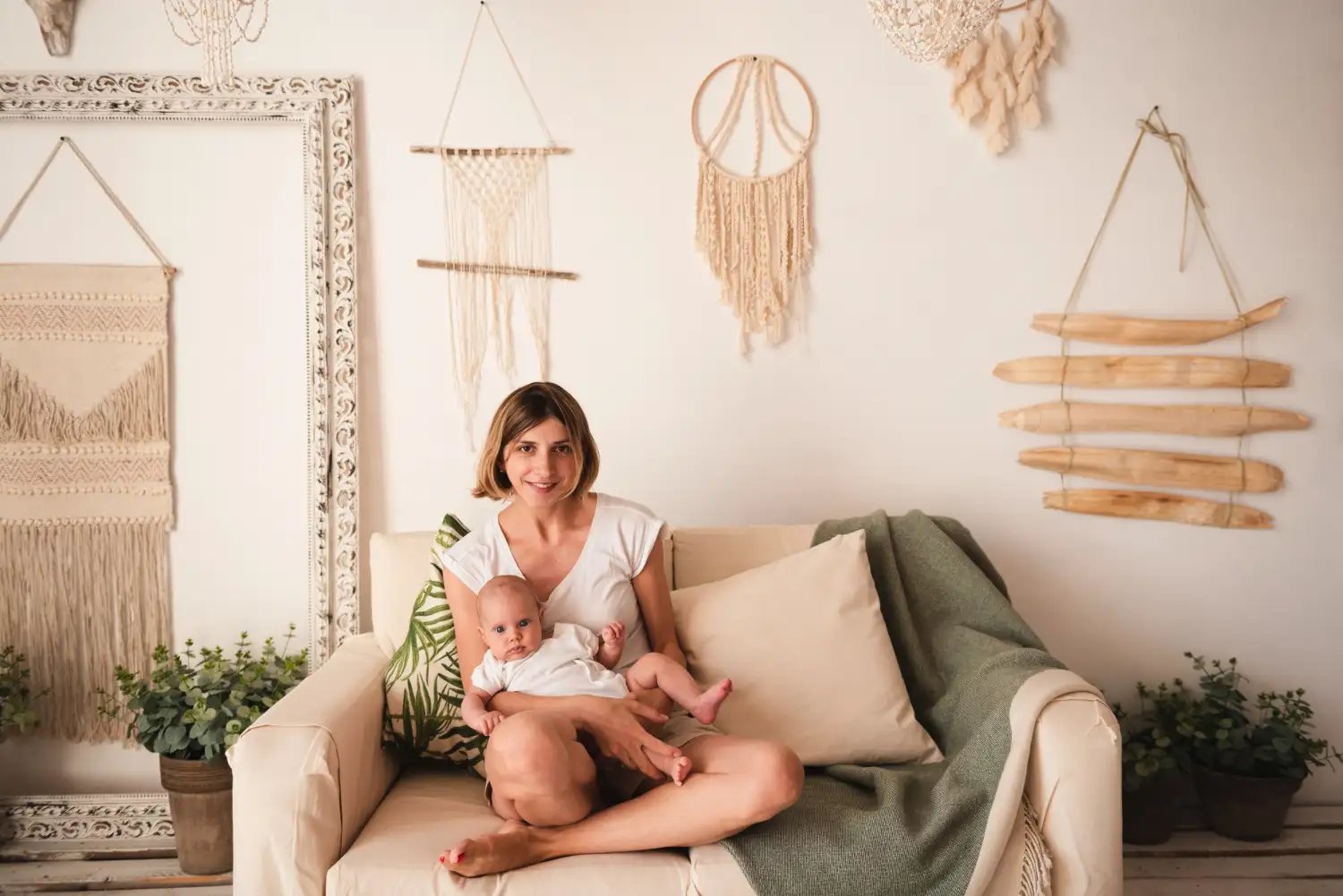 Jak urządzić salon w stylu boho - poradnik